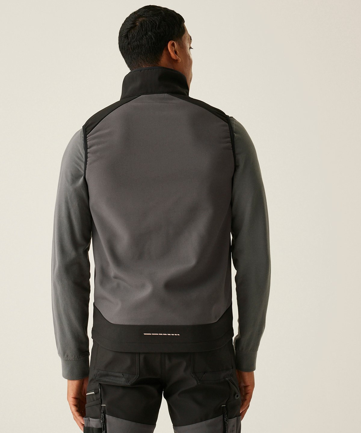 Regatta Professional RG631 4-Tex stretch 3-layer softshell bodywarmer Slate Grey/Black