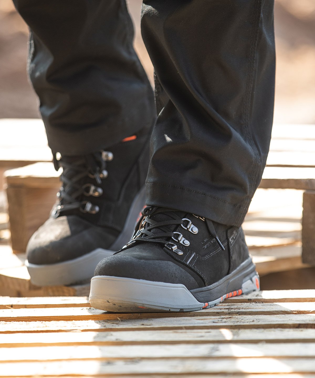Scruffs SH081 Hydra safety boots - Black